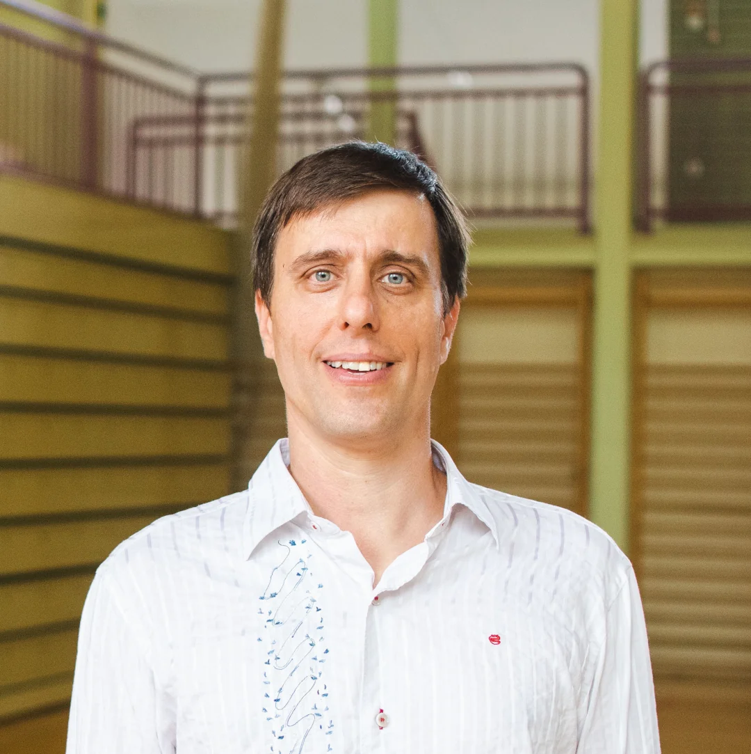 instructor Gregor Berlak